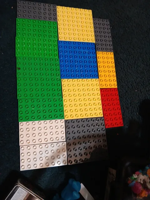 Lego Duplo Base Plates 15pc Bulk Lot Assorted Colors And Sizes Blue, Yellow Etc