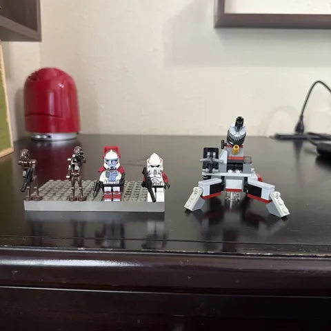Lego star wars 9488, "Elite Clone Trooper & Commando Droid Battle Pack" used
