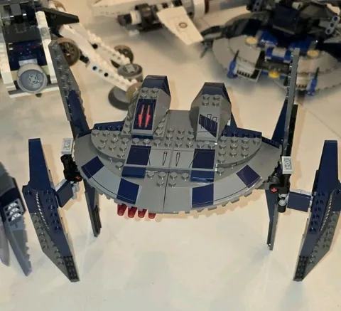 LEGO Star Wars MagnaGuard Starfighter Fighter Ship No Minifigures As Is