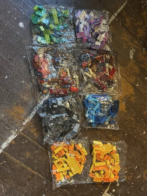 Sealed Assorted Color Lego Bags - Unnumbered Bags