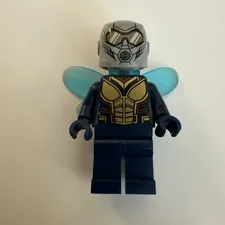 Lego minifigure Marvel Super Heroes Wasp with Helmet and Wings 76109 75997!