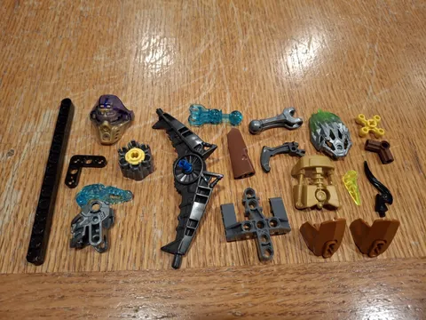 LEGO BIONICLE / Hero Factory Bulk Lot Mixed Parts Pieces & Accessories Plastic