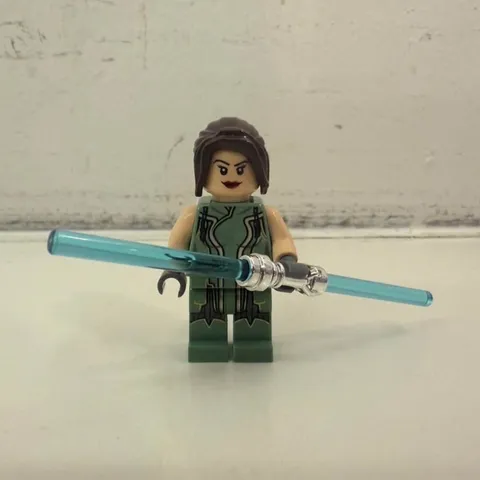 LEGO Star Wars Satele Shan with chrome hilt