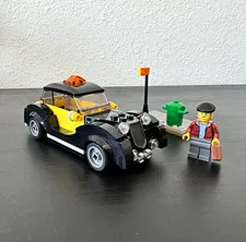 LEGO Icons: Vintage Taxi (40532) 100% Complete