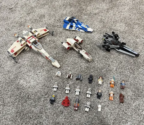 LEGO Star Wars Lot 6212 X-Wing 8093 7915 8085 + Minifigures & Droids