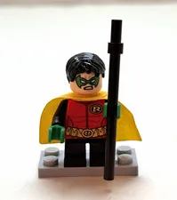LEGO Robin Might Micros Minifigure sh091 with Cape & Weapon 2014