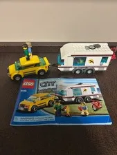LEGO CITY: Car and Caravan (4435) - Complete with Instructions and Minifigures