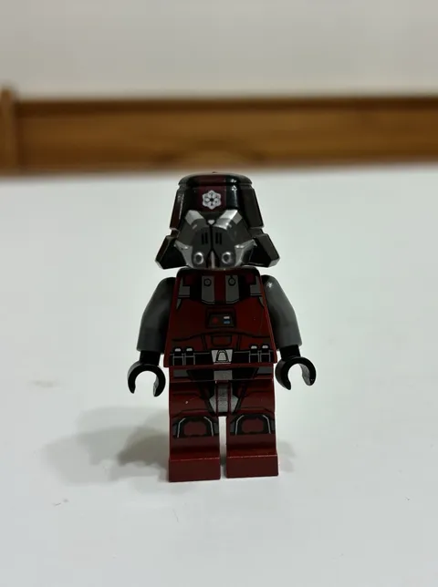 LEGO Star Wars Sith Trooper deep red minifigure 75001