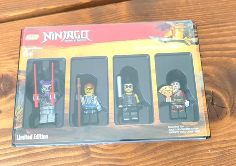 LEGO NINJAGO: Ninjago Minifigure Collection (5005257) - Factory Sealed