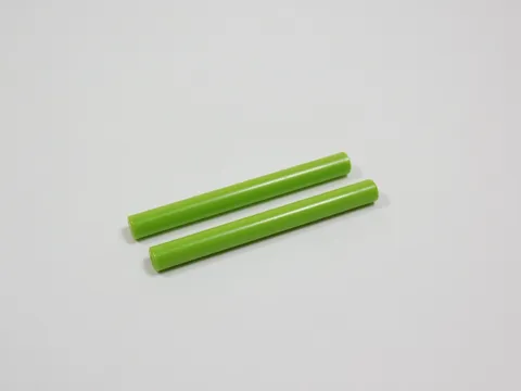 LEGO Lot of 2 Lime Green 4L Wands Lightsaber Blade Weapon Minifig S9