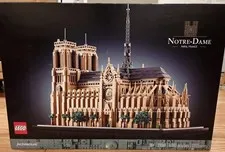 Lego Architecture NOTRE-DAME CATHEDRAL For 18+ yrs 4383 pieces NEW & SEALED MINT