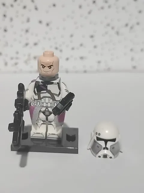 Lego Star Wars Clone Corp  Commander 21st Nova Bacara Custominifigbody PurpleNew