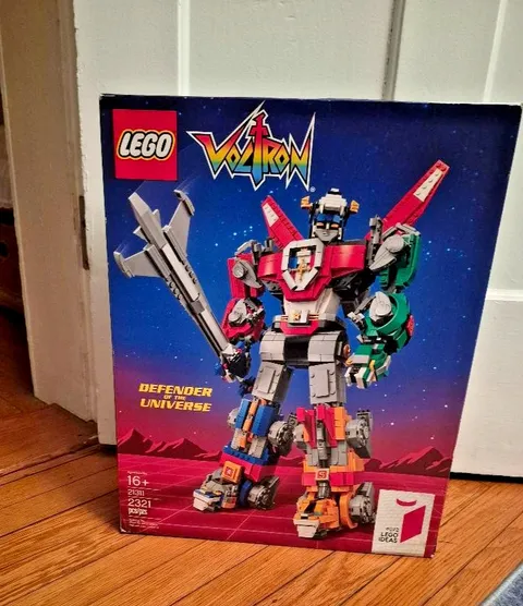 LEGO Ideas Voltron Set 21311 Brand New Factory Sealed Box Defender Universe