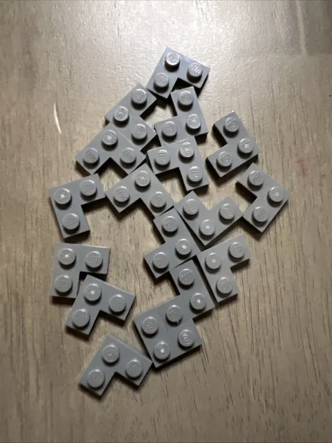 LEGO 2420 Dark Bluish Gray Plate 2 x 2 Corner 17 Pieces