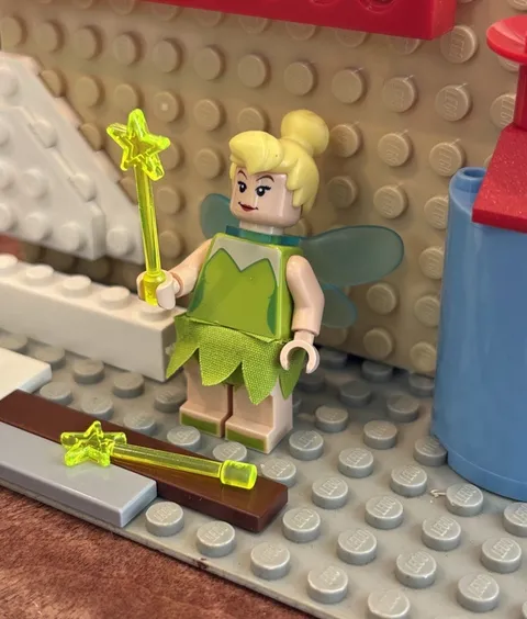 LEGO Disney Minifigure dis022 – Tinker Bell 71040 – Used, Extra Wand