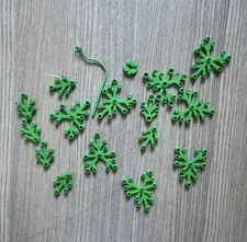 Vintage LEGO Green Tree Branch Leaf Plant Lot 17 Pieces Forestmen Castle Pirates
