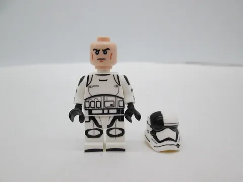 Lego Star Wars First Order Stormtrooper Executioner Minifigure 75197
