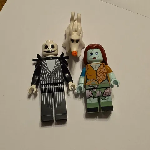 LEGO The Nightmare Before Christmas Minifigures Jack Skellington Sally Zero