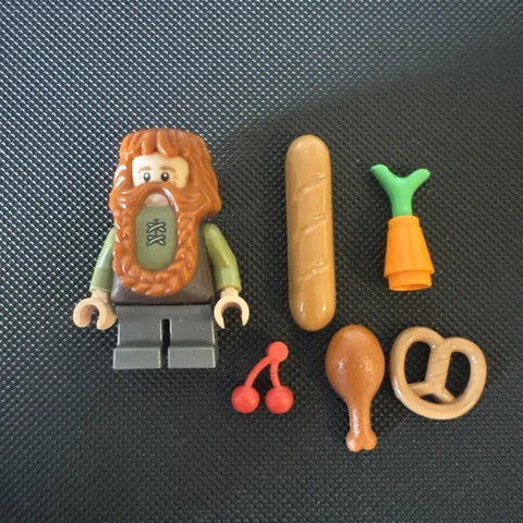 Lego The Hobbit Bombur the Dwarf Minifigure Set 79003 + Food from Set - Mint