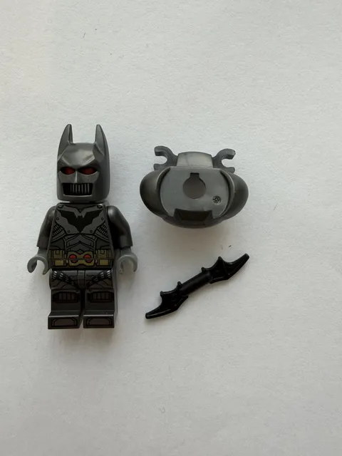 Lego New 52 Thrasher Armor Batman Minifigure sh0528 76110 DC Super Heroes 
