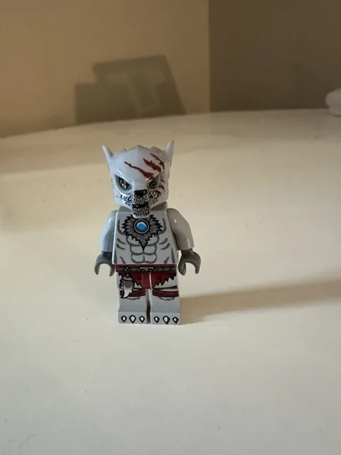 Winzar minifigure Lego Chima no armor