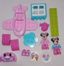 Duplo Minnie's Cafe Airplane Figures Dish