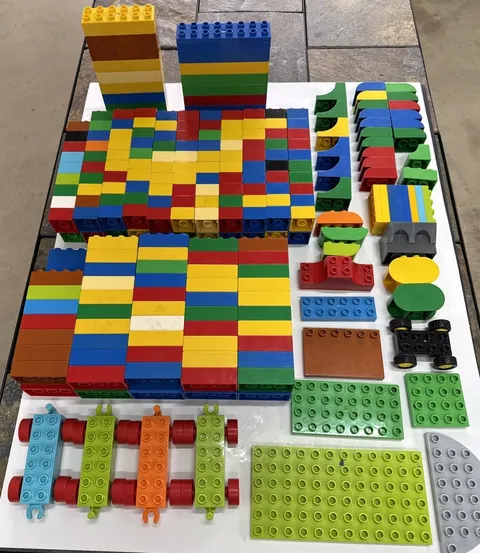 Lego Duplo - BIG Lot Of 383 Pieces - Building Blocks - Mixed Colors -Over 8 lbs.