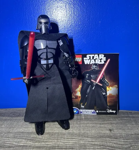 LEGO Star Wars 2016 Kylo Ren Buildable Figure 75117 86pcs