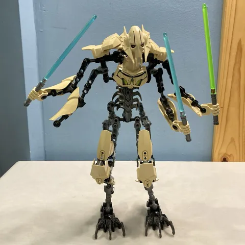 Lego Star Wars General Grievous 75112 - Incomplete 