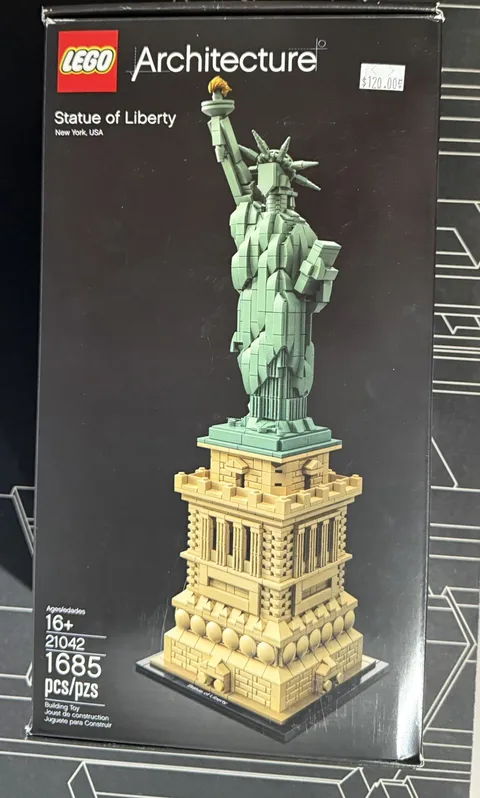 LEGO ARCHITECTURE: Statue of Liberty 21042 Partial New in BOX w/ Manual