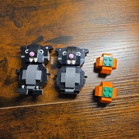 LEGO Seasonal Halloween Bat & Pumpkin Set 40090 - Lot of 2 Incomplete Sets