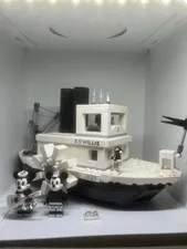 LEGO Steamboat Willie 21317 100% COMPLETE