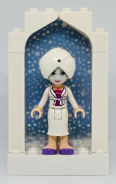 Lego Friends Minifigure Sophie Frnd85 from Set #41058-Heartlake Shopping Mall