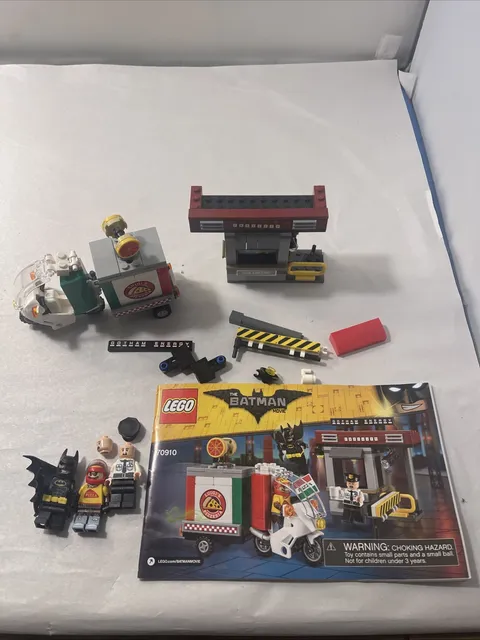 Lego DC Batman Movie 70910 Scarecrow Special Delivery w/ Mini-Figs As-Is Parts
