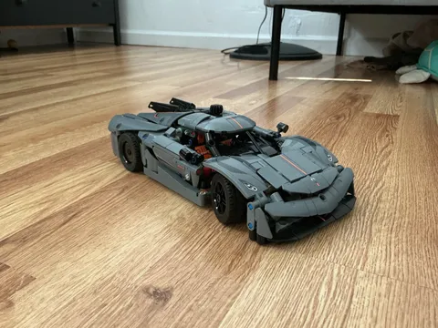 LEGO TECHNIC: Koenigsegg Jesko Absolut Gray Hypercar (42173) 100% Complete!