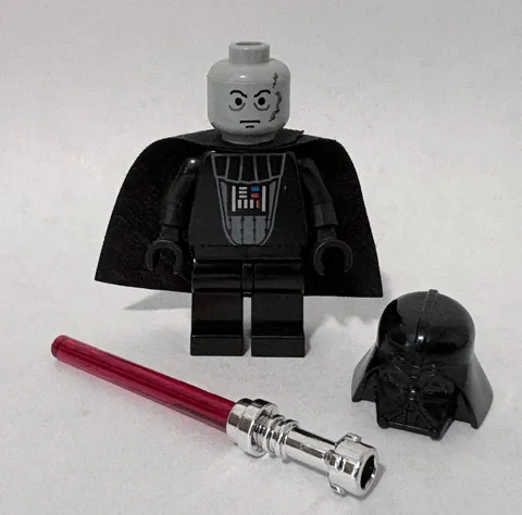 LEGO Star Wars Minifigure Darth Vader Light Bluish Gray Head sw0004a 7262 NEW