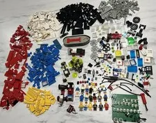 Vintage LEGO Mix Lot Classic Space Astronaut Spaceman Mini Figures Street Signs